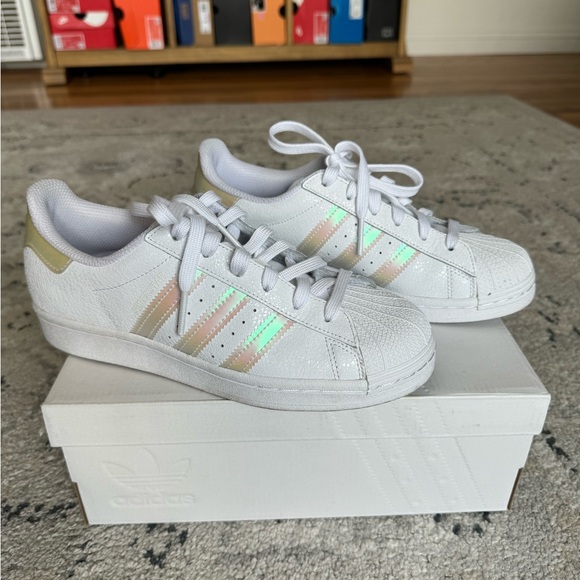 Like NEW White holographic fluorescent white pearl Adidas Shelltoe sneakers - Picture 6 of 7